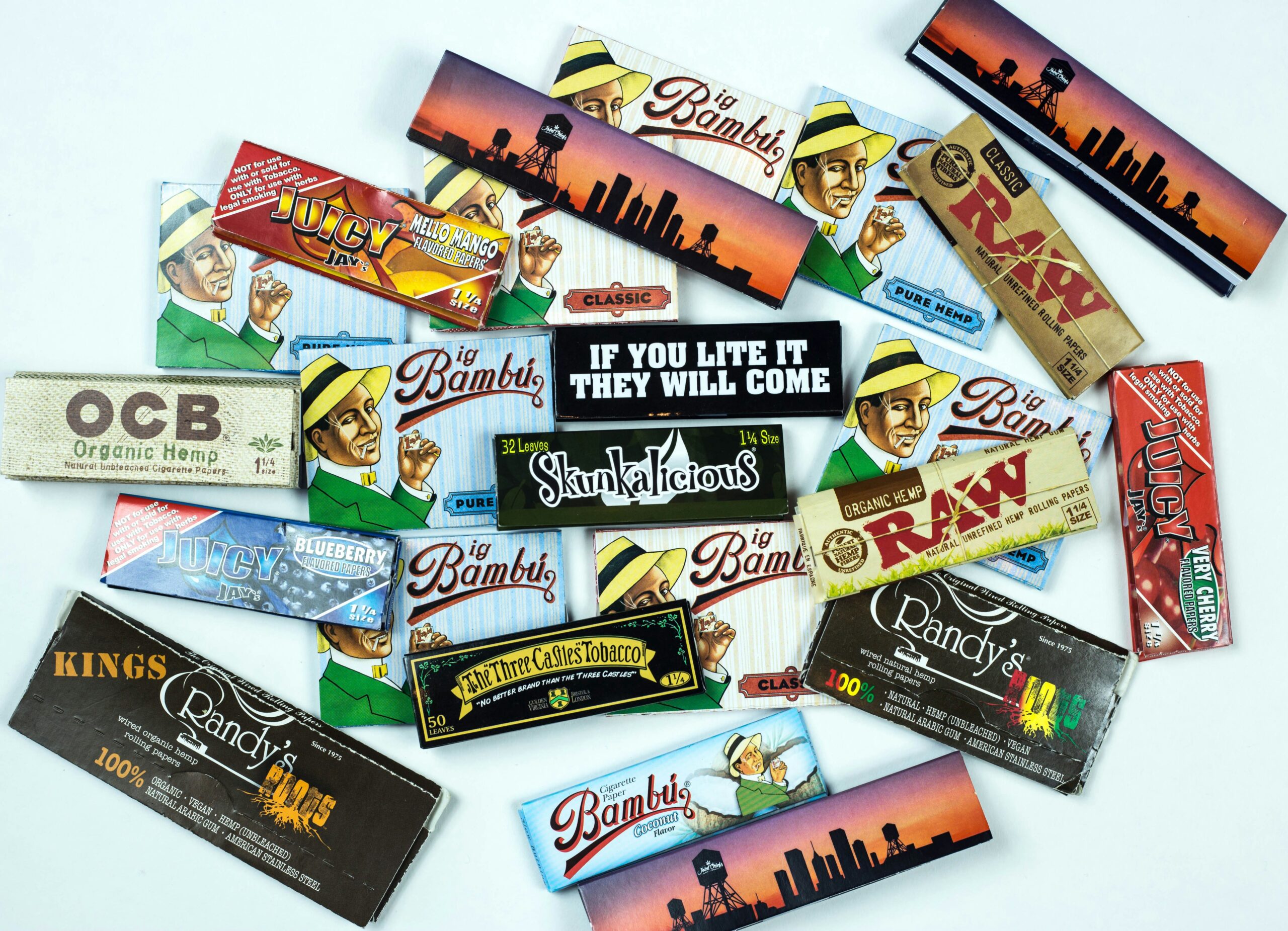 Rolling Paper Brands Ranked 2026: Hemp vs Rice vs Wood Pulp Papers Compared